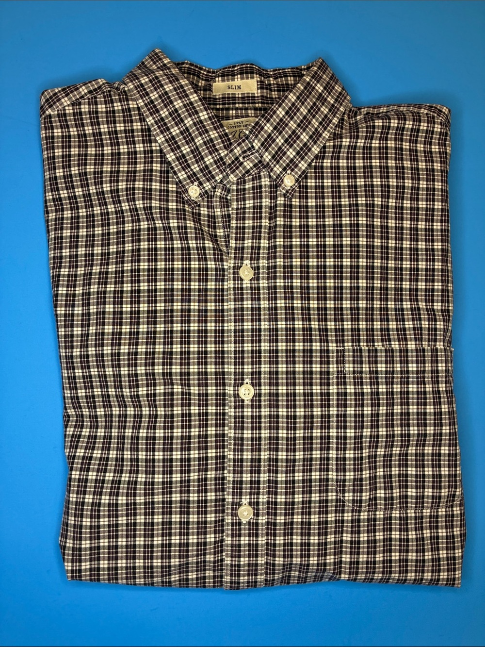 Slim Fit Black Purple and White Plaid Button-Down Shirt men’s large